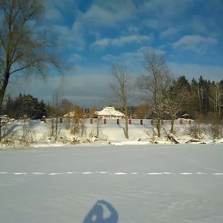 Wodna Ostoja Z Kominkiem Nad Jeziorem Selment アパート