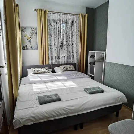 Wodna Ostoja Z Kominkiem Nad Jeziorem Selment * Buczki