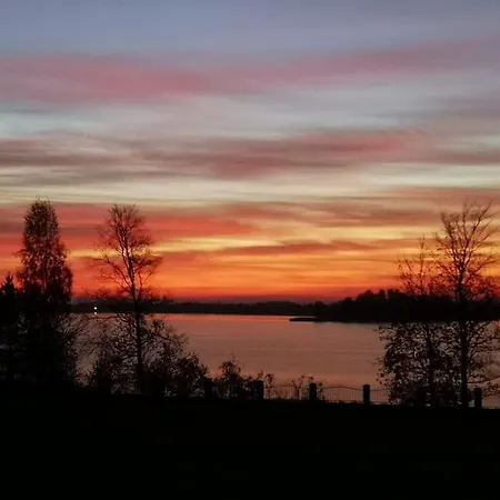 Wodna Ostoja Z Kominkiem Nad Jeziorem Selment 公寓 Buczki