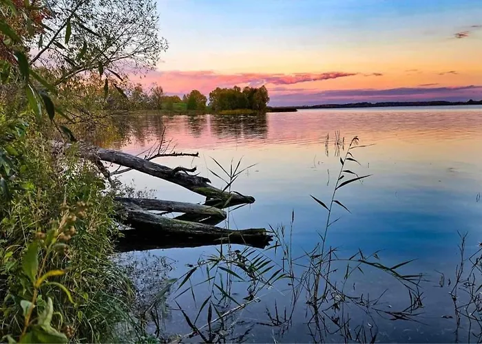 Apartment Wodna Ostoja Z Kominkiem Nad Jeziorem Selment Buczki