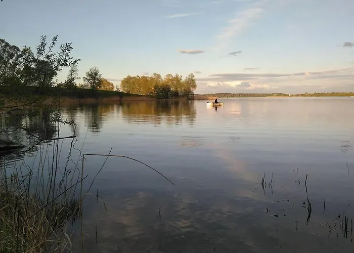 Wodna Ostoja Z Kominkiem Nad Jeziorem Selment